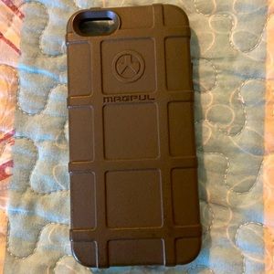 COPY - Magpul IPhone SE case